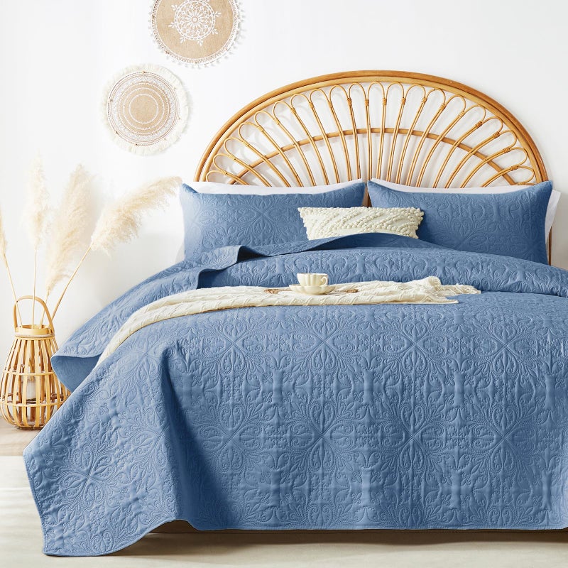 akkialla Full Queen Quilt Bedding Set for All Seasons Lightweight Bluish Grey Bedspreads Queen Size Modern Style Microfiber Soft Floral Pattern Coverlet Set(1 Quilt 2 Pillow Shams) - Image 1